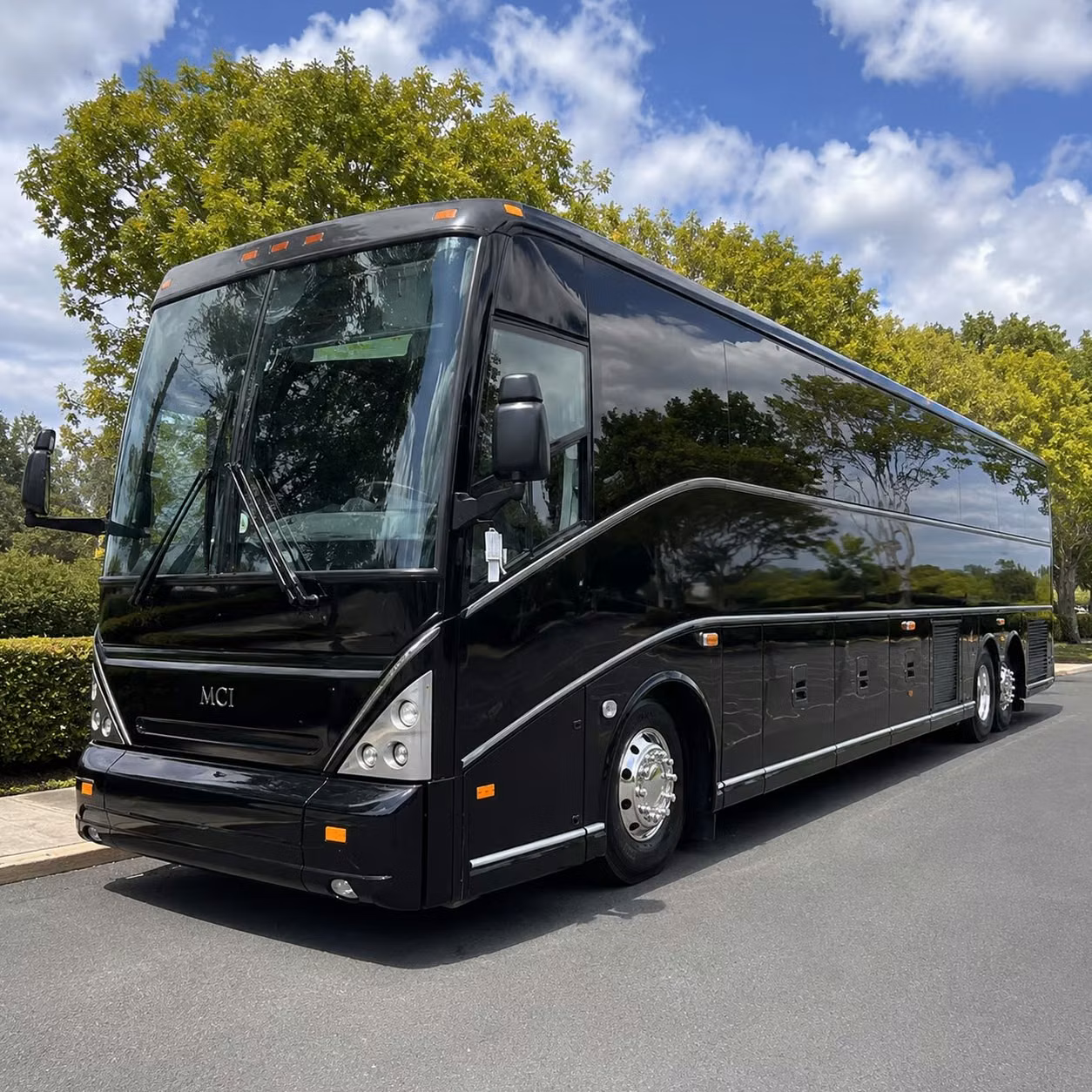 book charter buses for government training events conferences and emergency mobilizations in baton rouge