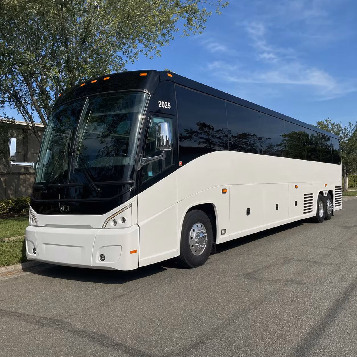 bus rentals for baton rouge concerts music festival