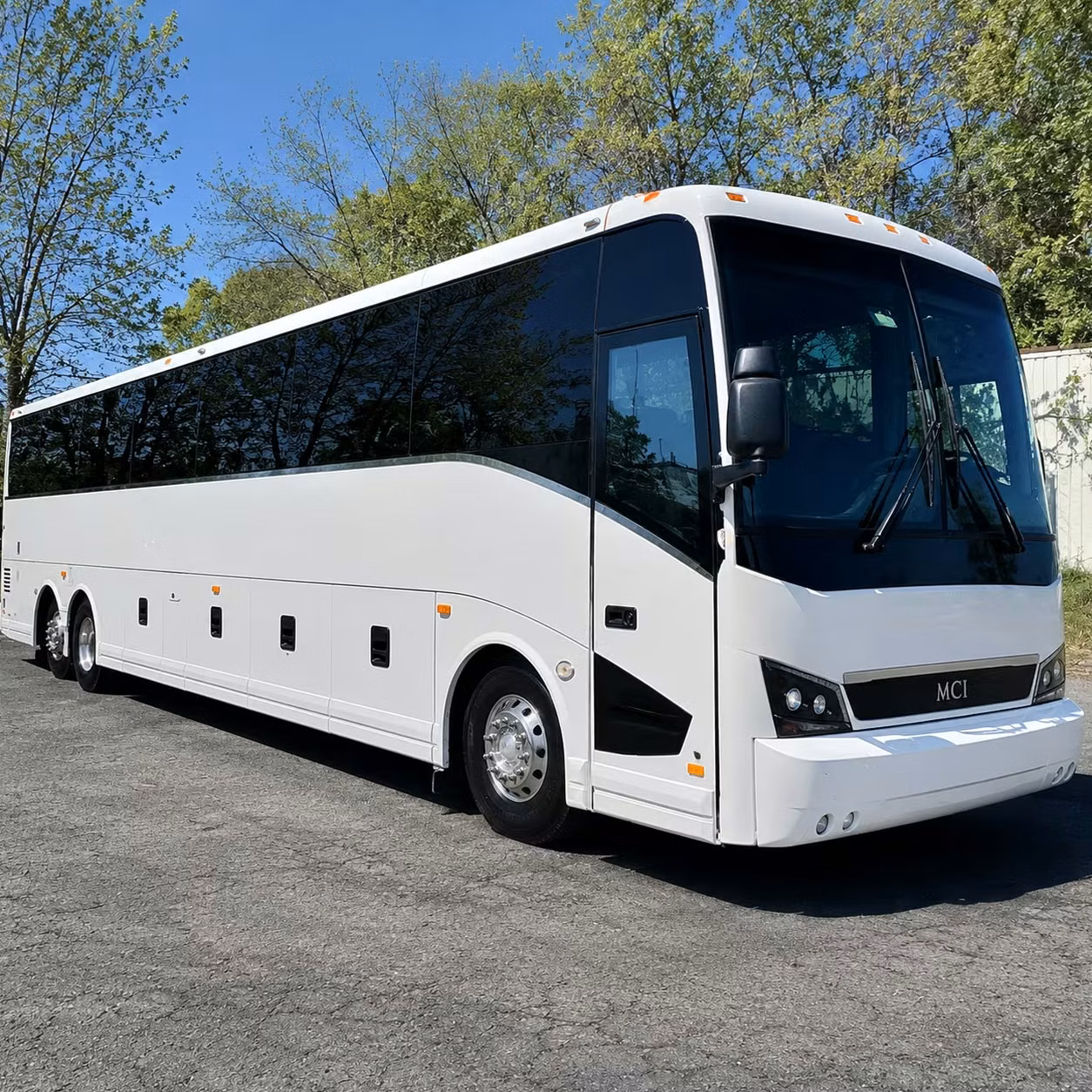 charter bus rentals for louisiana national guard missions and base transfers near baton rouge
